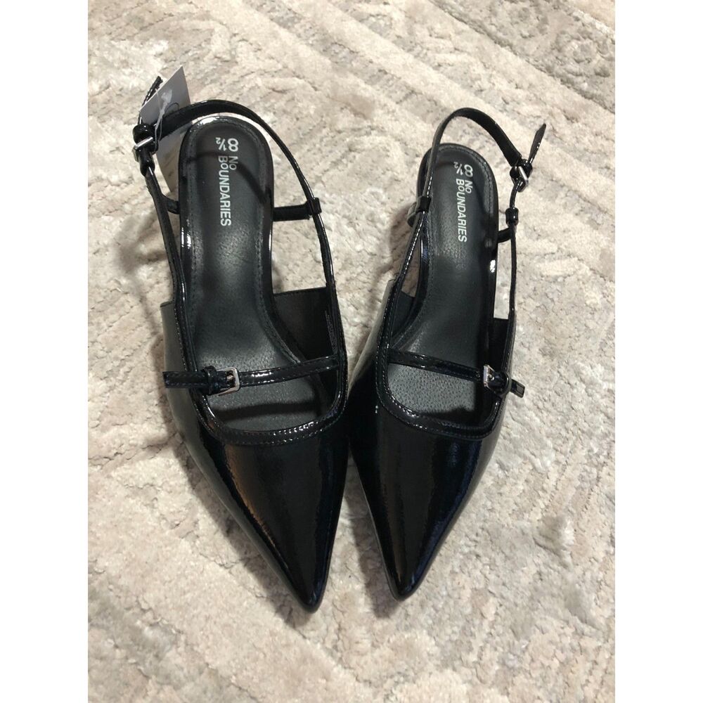 Woman's 8.5 Black Kitten Heels New